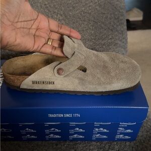 Birkenstock Women’s Gray Suede Slip-Ons **Never Worn**